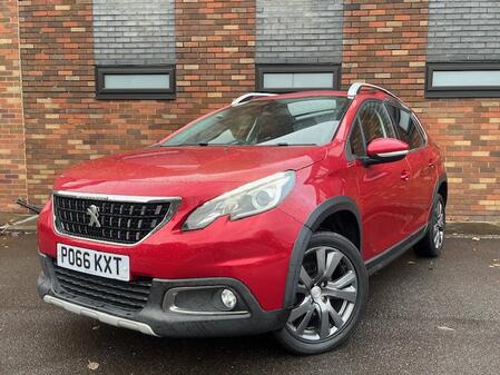 PEUGEOT 2008 1.2 PureTech Allure